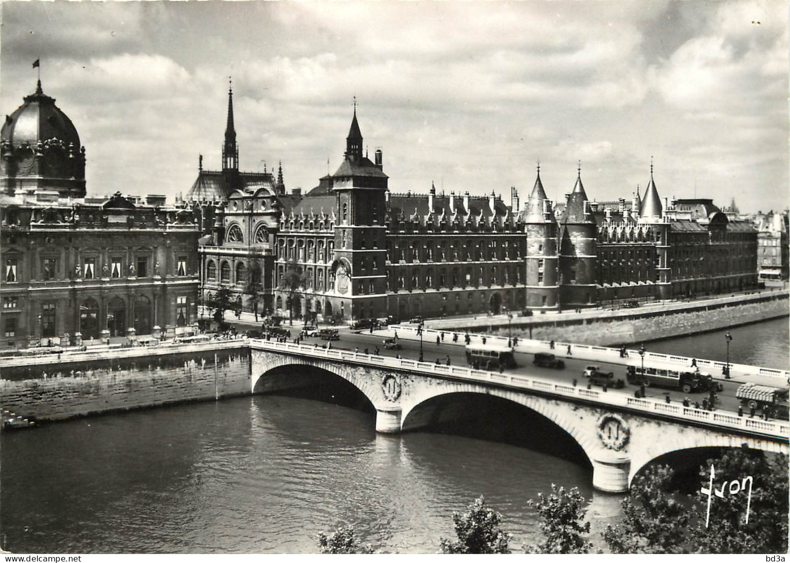 75 - PARIS LA SEINE
