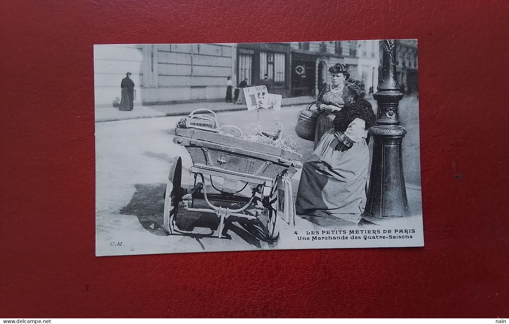 75 - PETITS METIERS DE PARIS - " UNE MARCHANDE DES QUATRE SAISONS " - C. M 4 - ETAT SUPERBE  - - - GRANDE RARETÉ - - -