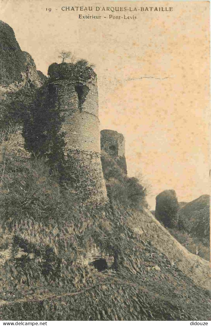 76 - Arques la Bataille - Le Château - Pont levis - CPA - Voir Scans Recto-Verso