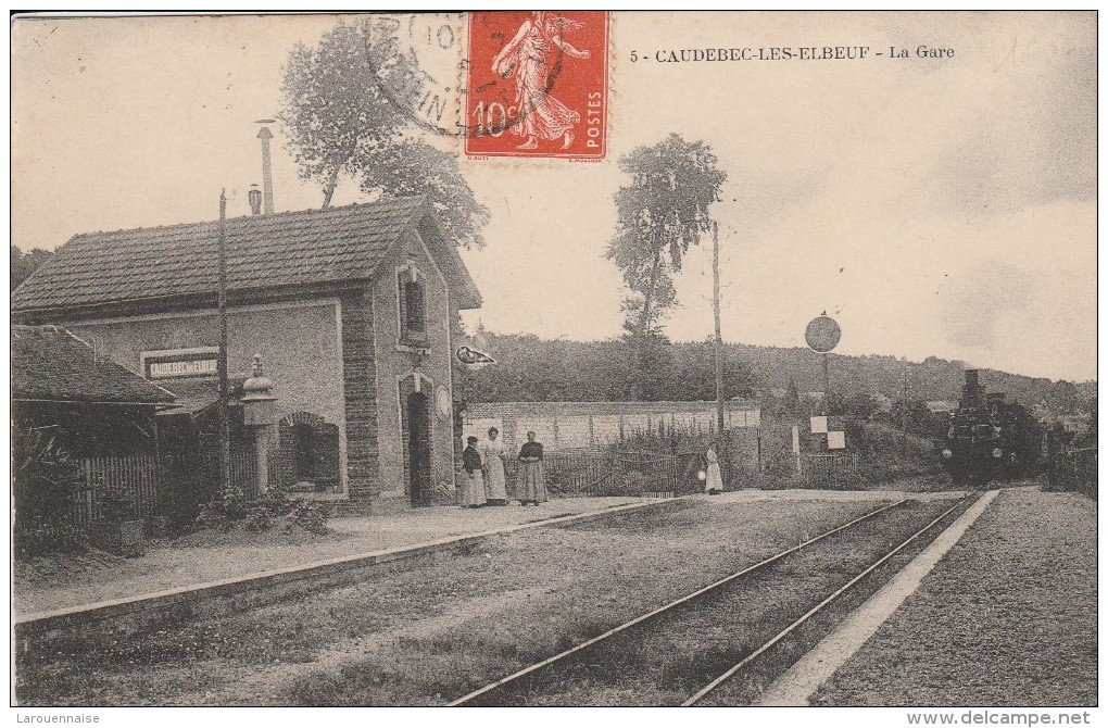 76 - CAUDEBEC LES ELBEUF - La Gare