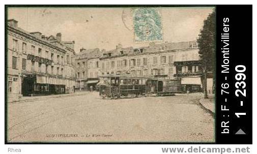 76 Montivilliers - 273 MONTIVILLIERS - La Place Carnot - tramway - tramway seine maritime pla /  D76D  K76447K  C76447C