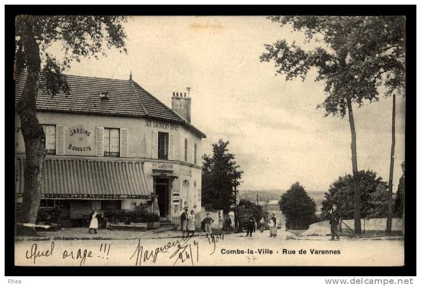 77 Combs-la-Ville Coms-la-Ville - Rue de Varennes restaurant larmanger D77D K77122K C77122C RH014055