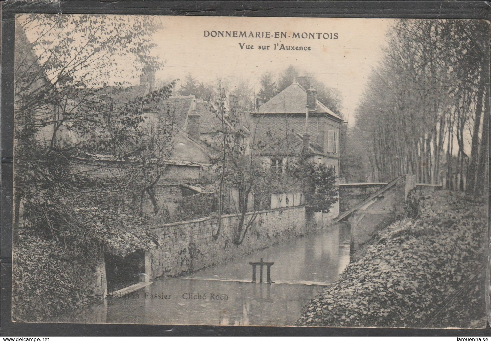 77 - DONNEMARIE DONTILLY - Donnemarie en Montois - Vue sur l' Auxerre