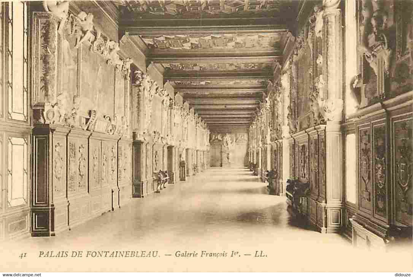 77 - Fontainebleau - intérieur du Palais de Fontainebleau - CPA - Voir Scans Recto-Verso