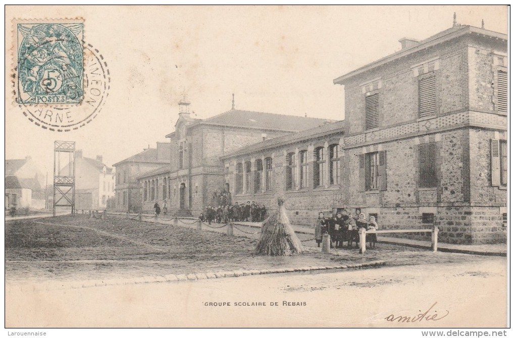 77 - REBAIS - Groupe Scolaire de Rebais
