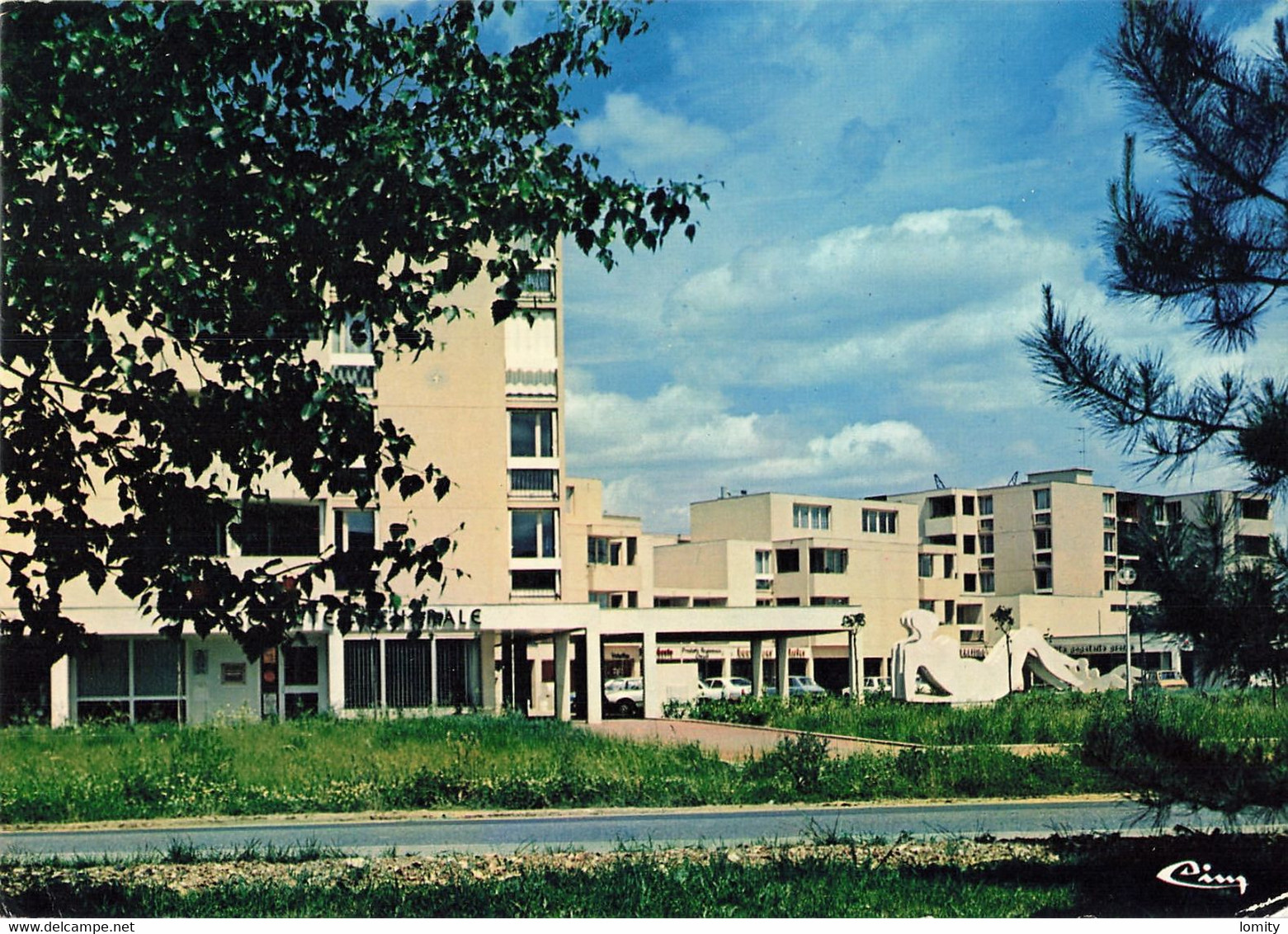 77 Roissy en Brie centre commercial