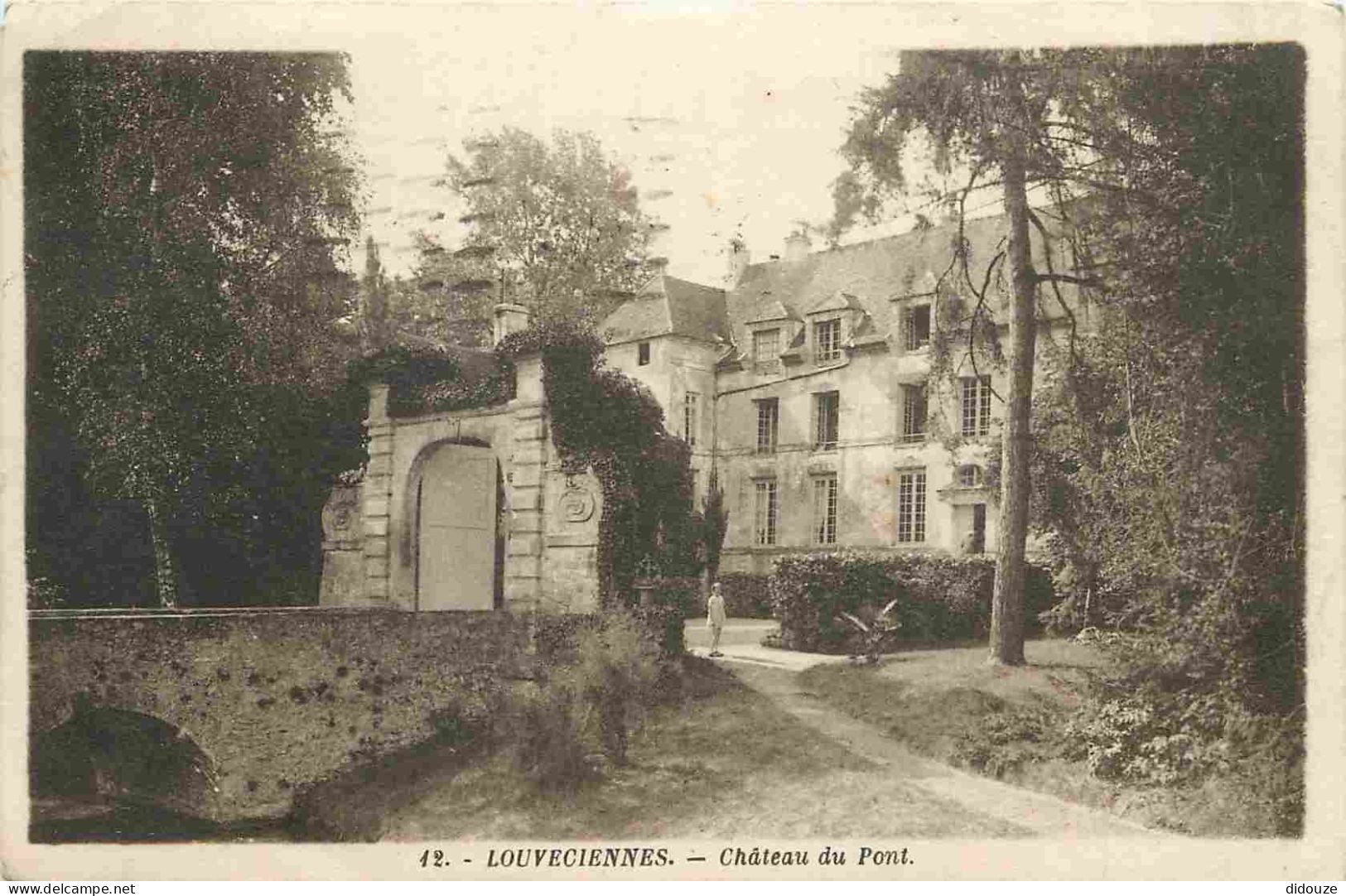 78 - Louveciennes - Château du Pont - Château du Pont - Animée - CPA - Oblitération ronde de 1930 - Voir Scans Recto-Ver