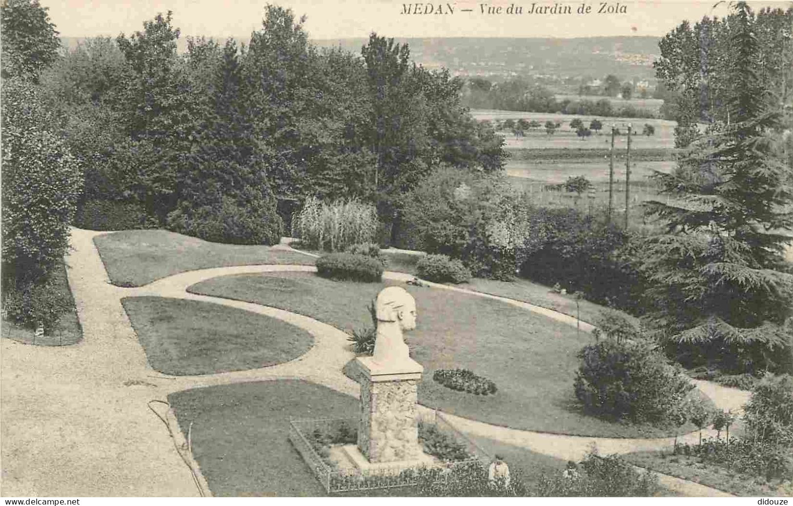 78 - Medan - Vue du jardin Zola - CPA - Voir Scans Recto-Verso