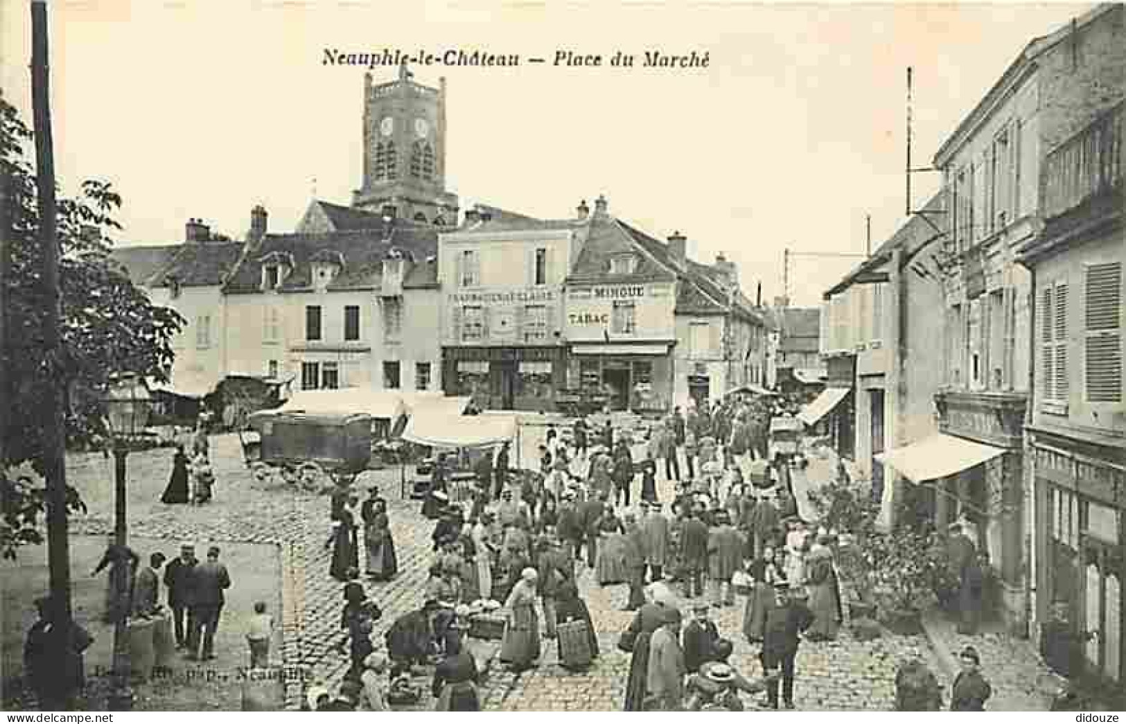 78 - Neauphle le Château - Place du Marché - Animée - CPA - Voir Scans Recto-Verso