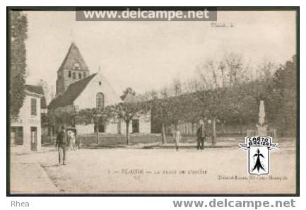 78 Plaisir - 2 - PLAISIR - La Place de l'Eglise - cpa