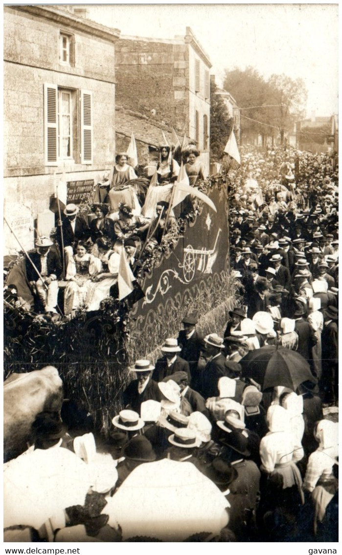 79 COULONGES-sur-l'AUTIZE - Cavalcade - Carte-photo