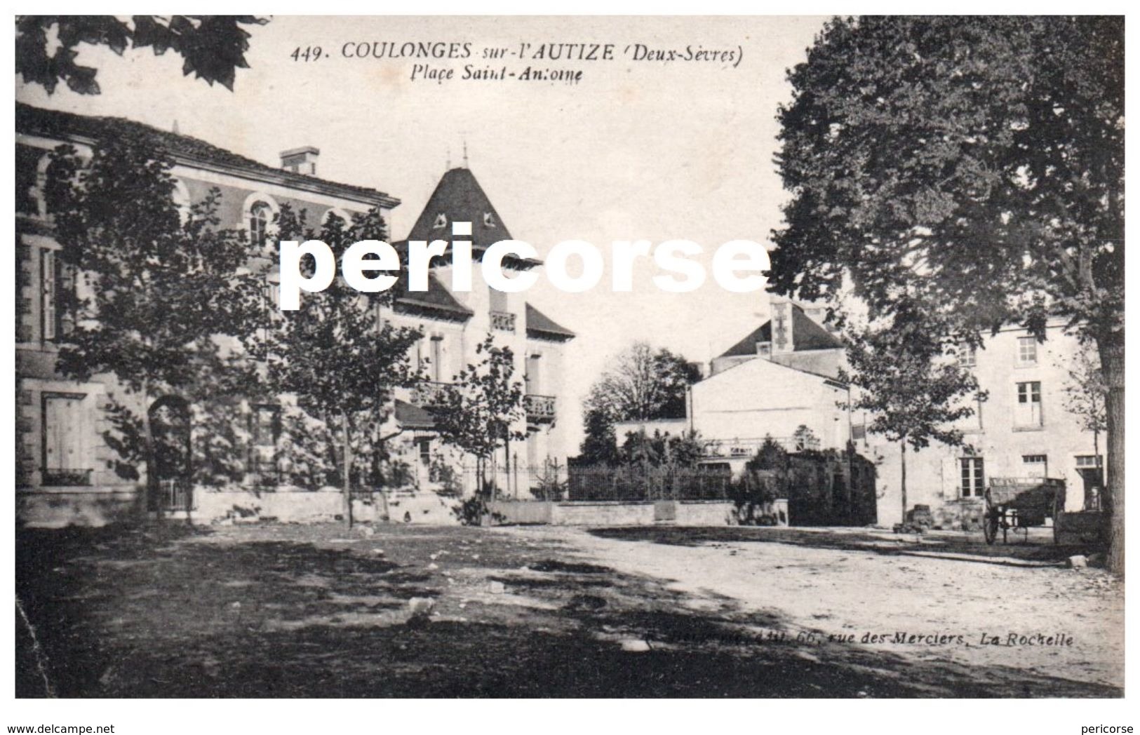 79  Coulonges sur l'Autize Place saint Antoine