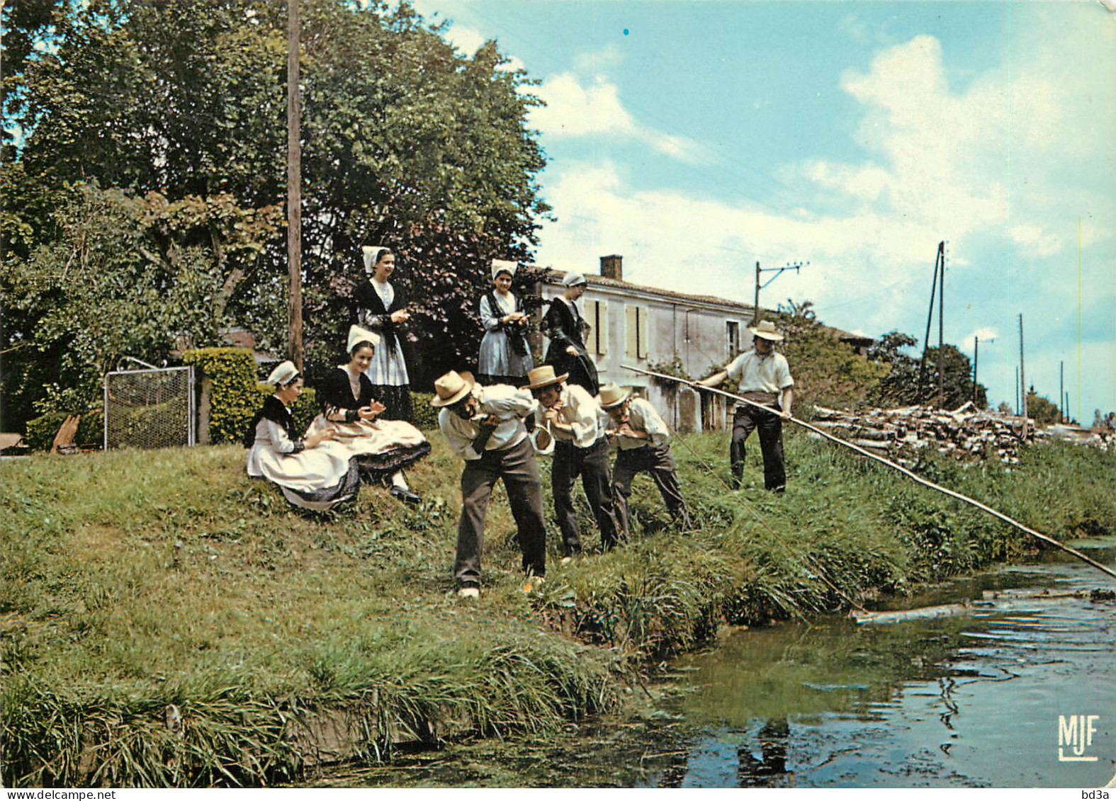 79 FRONTENAY ROHAN ROHAN FOLKLORE LES AGEASSONS