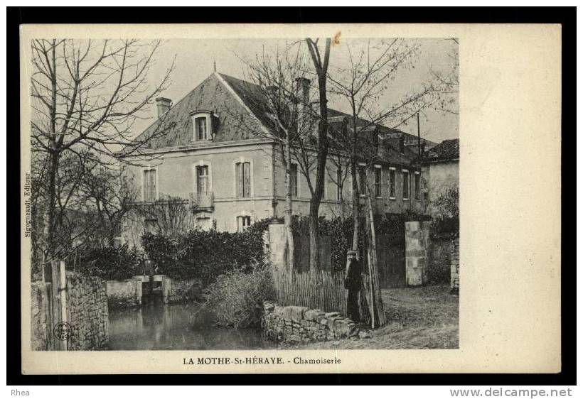 79 La Mothe-Saint-Héray chateau D79D C79184C RH083365