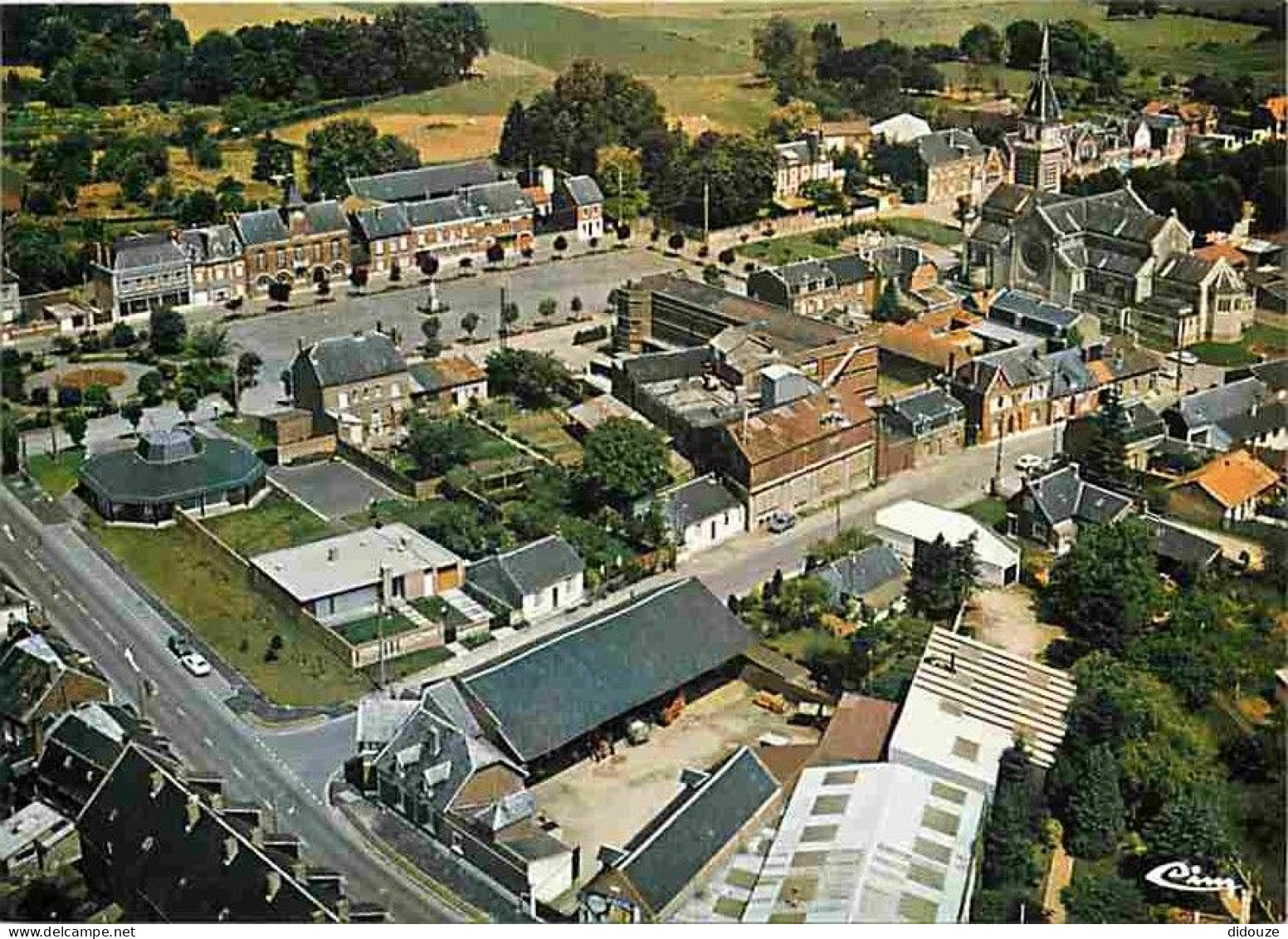 80 - Chaulnes - Vue Générale aérienne - Le centre - CPM - Voir Scans Recto-Verso