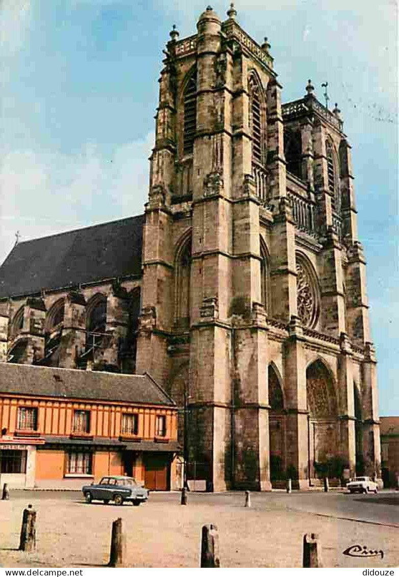 80 - Corbie - L'Abbatiale - Automobiles - CPM - Voir Scans Recto-Verso