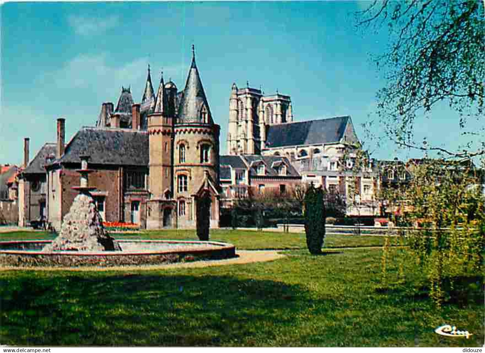 80 - Corbie - L'hôtel de ville - CPM - Voir Scans Recto-Verso