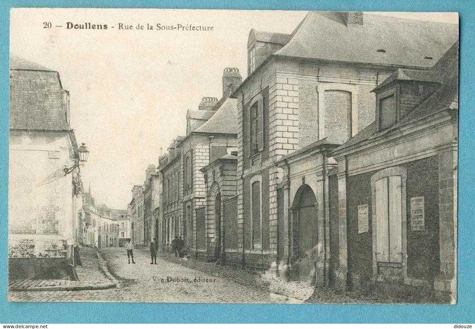 80 - Doullens - Rue de la Sous Préfecture - Animé - Carte Vierge