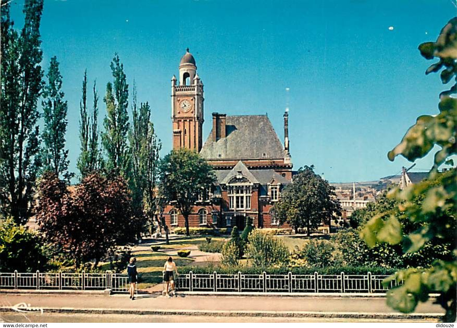 80 - Moreuil - Le Jardin Public - CPM - Voir Scans Recto-Verso