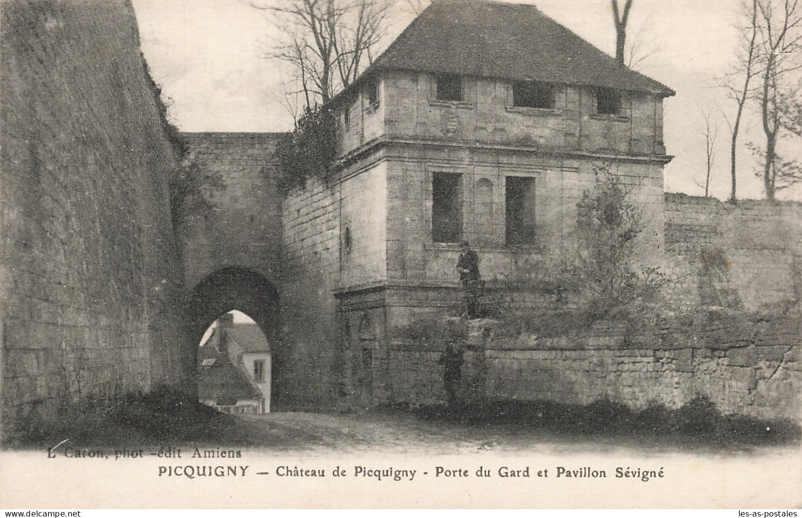 80 PICQUIGNY CHÂTEAU DE PICQUIGNY