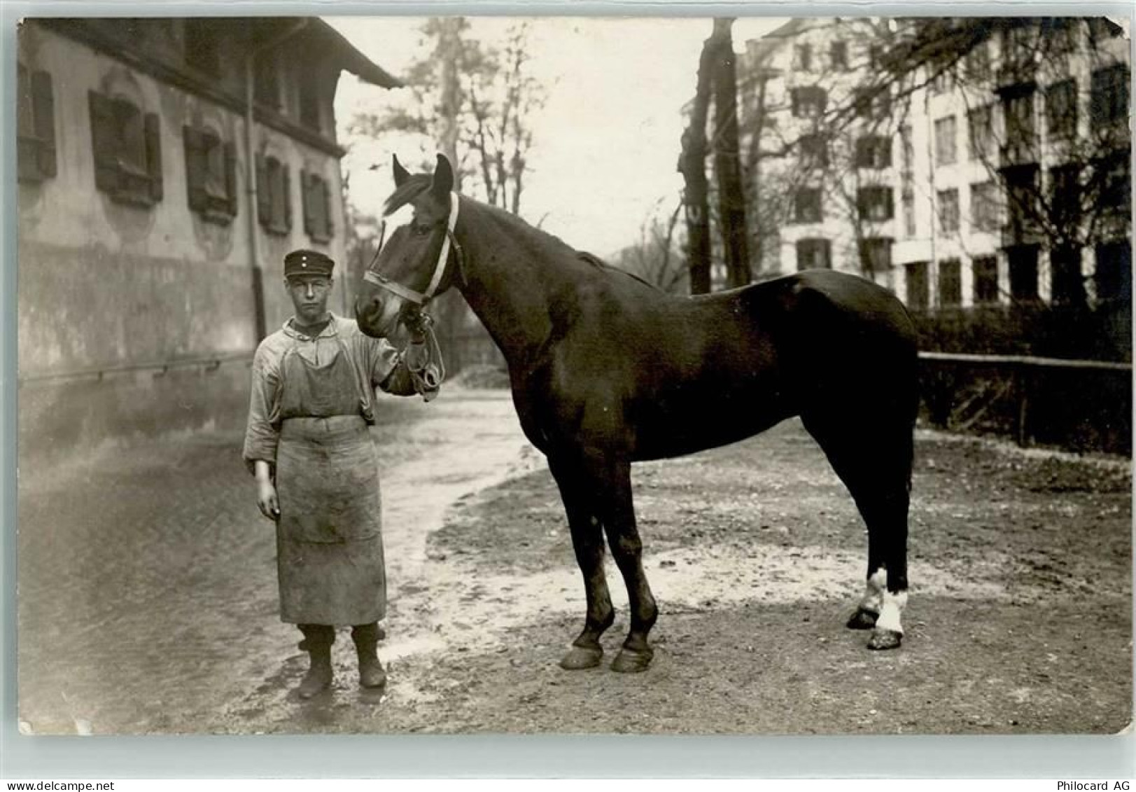 8000 Zürich Privatfoto AK Soldat mit Pferd Feldpost Kaserne ZH - 10591631