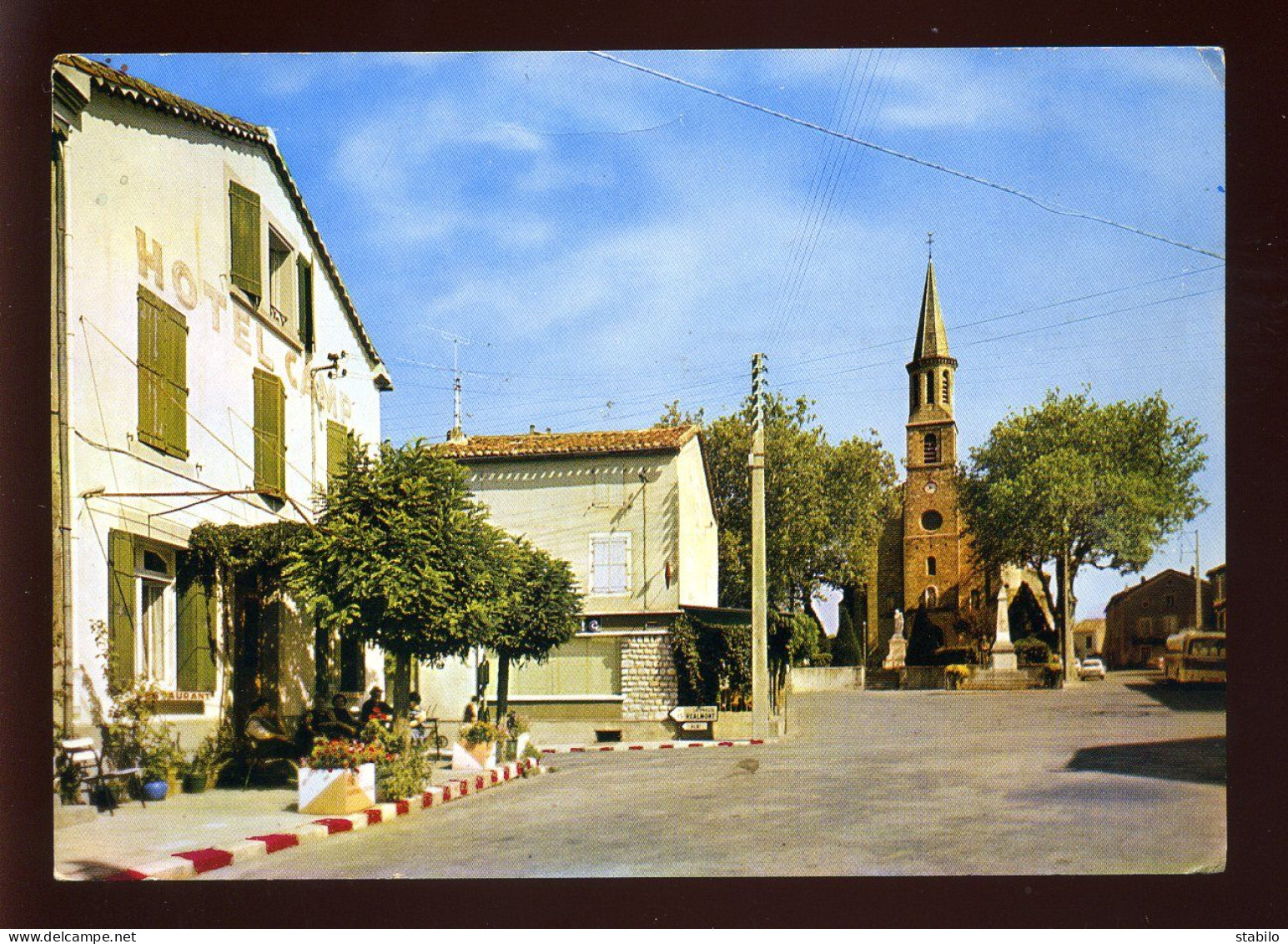 81 - MONTREDON LABESSONNIE - PLACE DE L'EGLISE