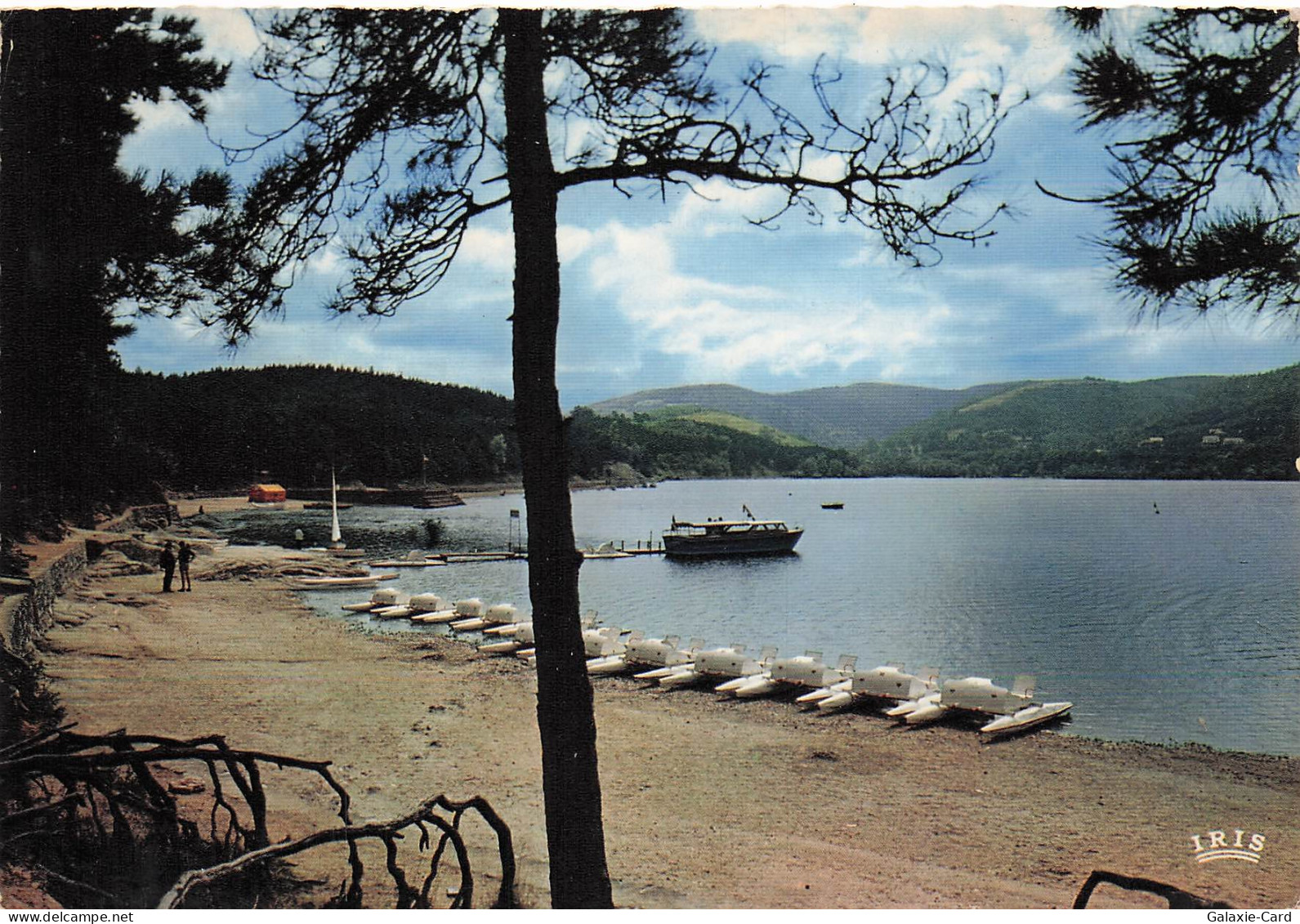 81 PUYLAURENS EGLISE DE PUYLAURENS