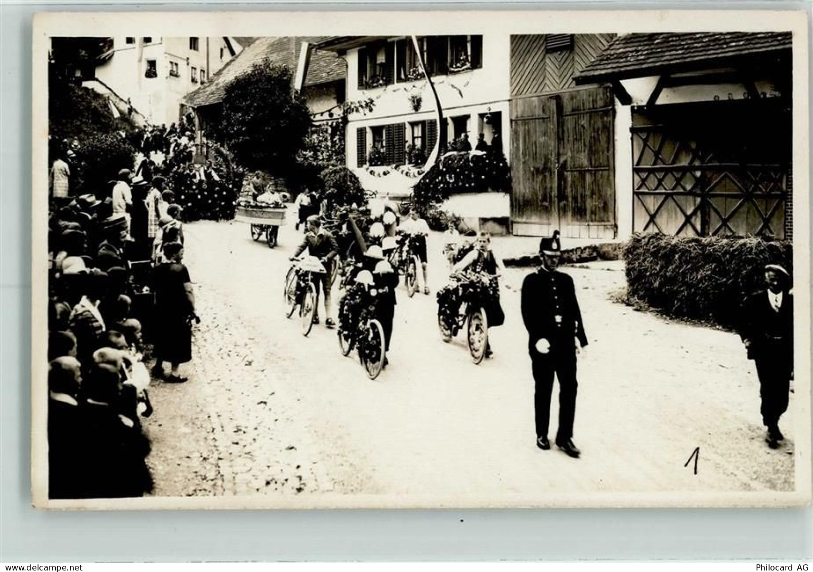 8180 Bülach - Strassenumzug Kinder mit Fahrräder - 13415644