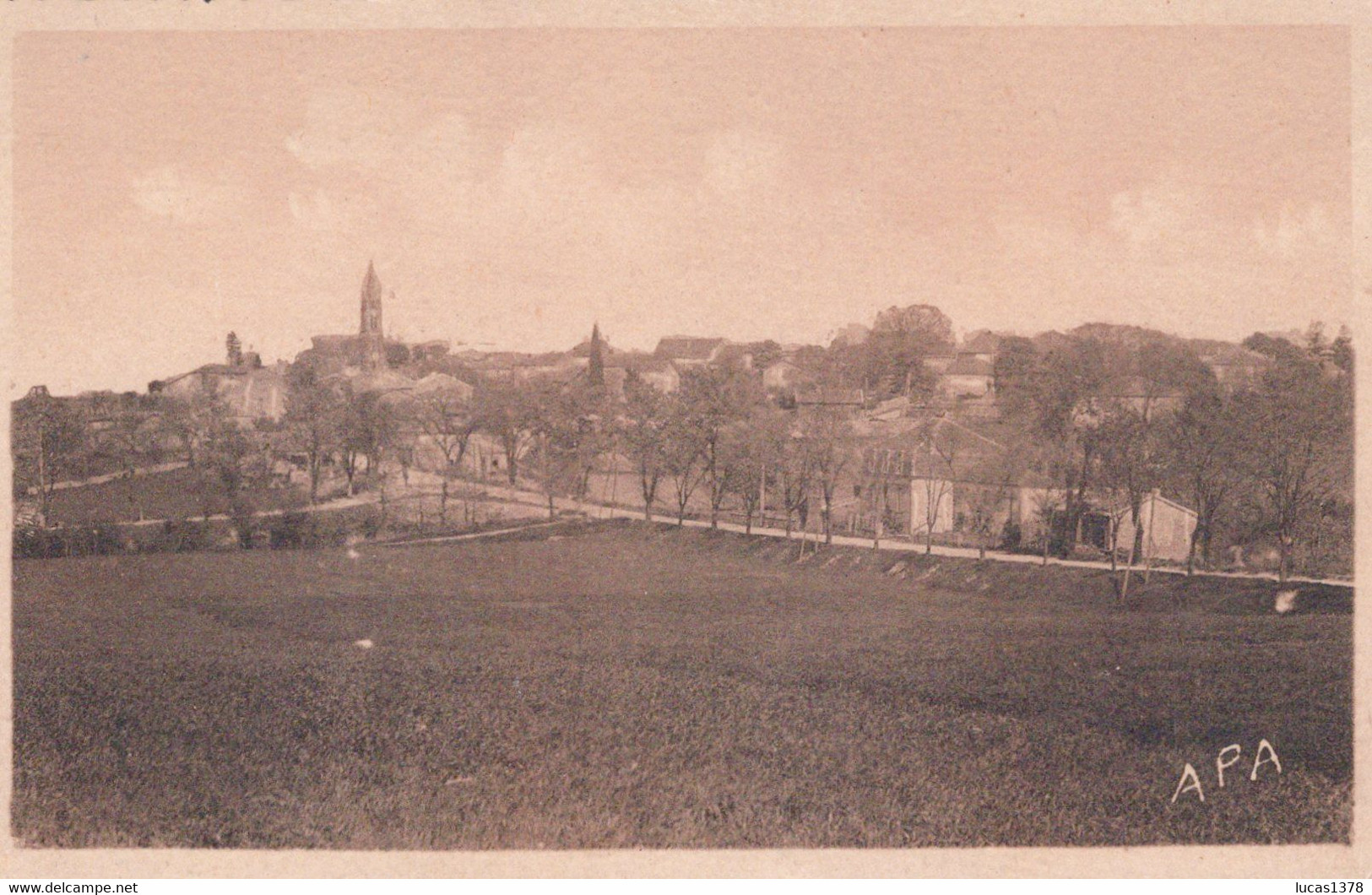82 / BOURG DE VISA / VUE GENERALE