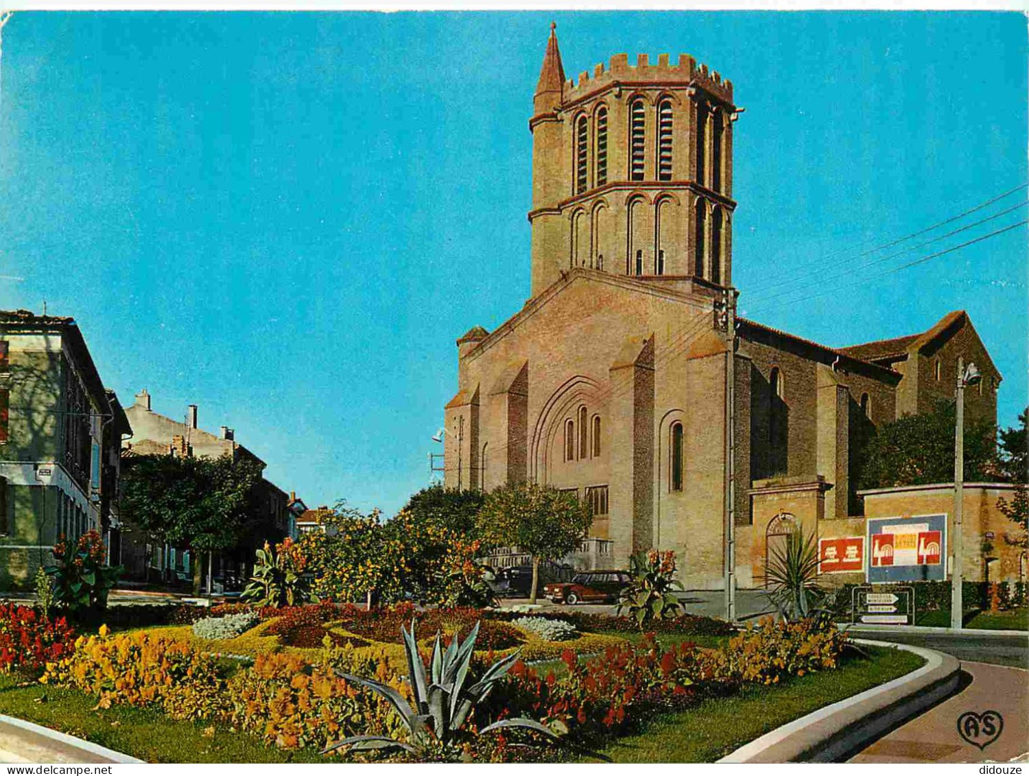 82 - Castelsarrasin - Cathédrale Saint Sauveur - CPM - Voir Scans Recto-Verso