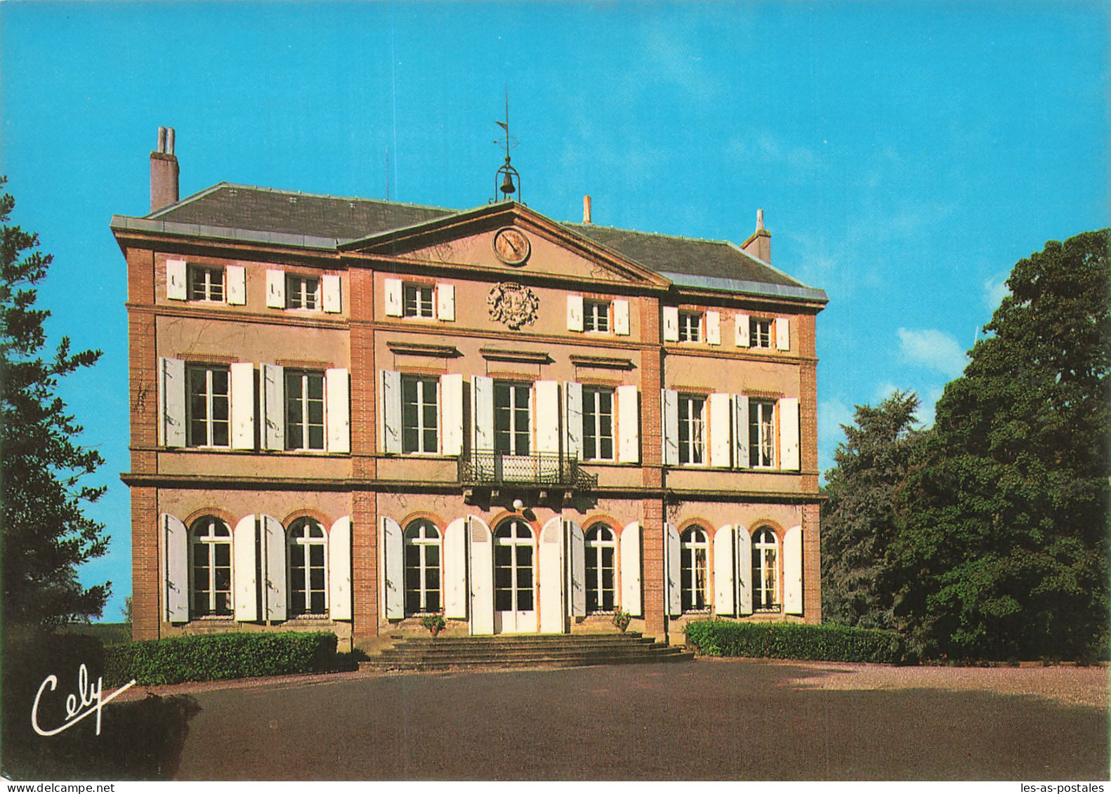 82 MONTECH CHÂTEAU DU MESNIL