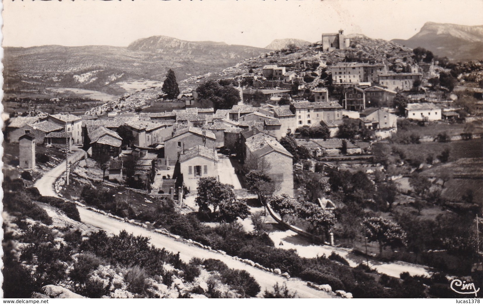 83 / COMPS SUR ARTUBY / VUE GENERALE