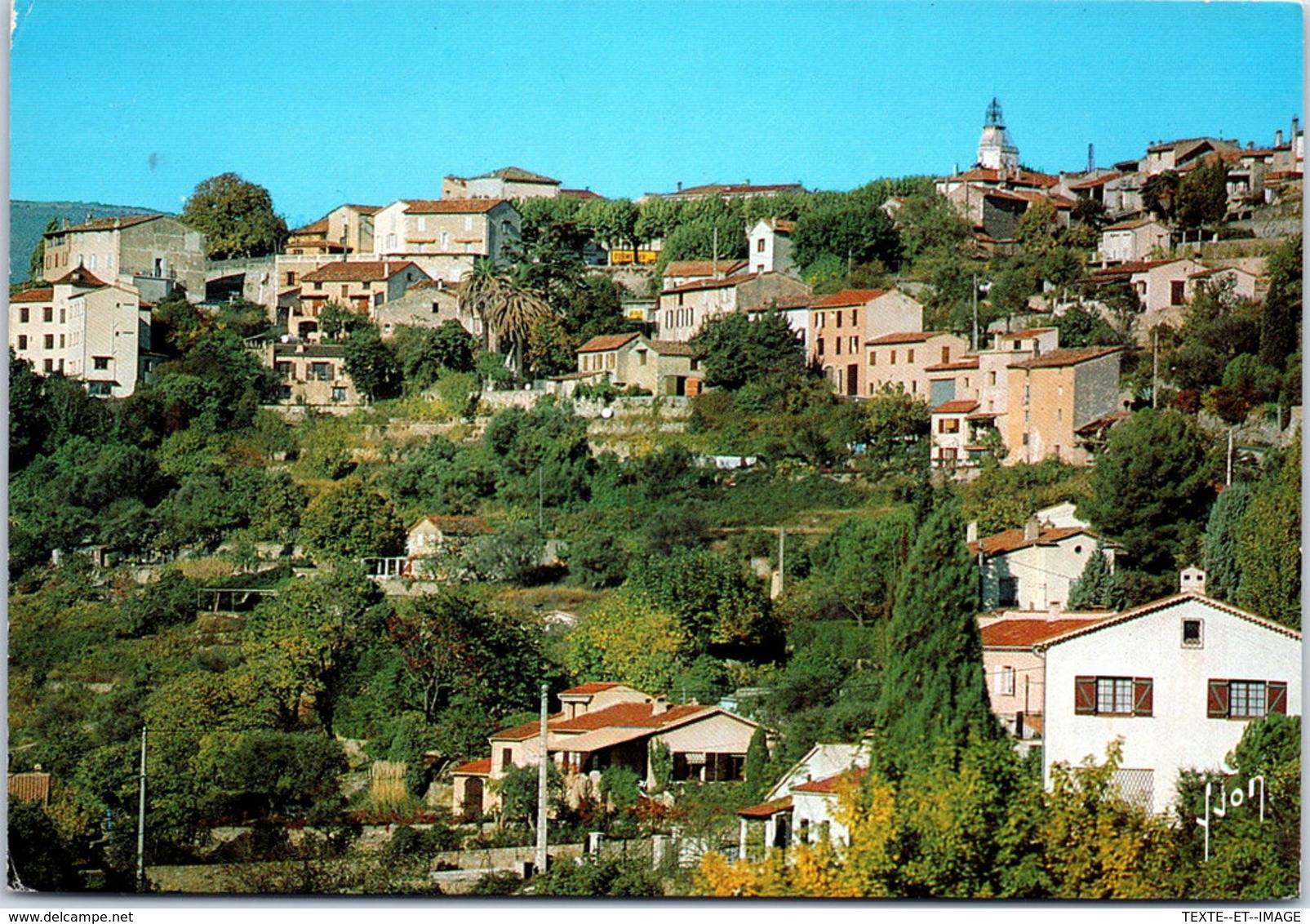 83 MONTAUROUX - Vue générale