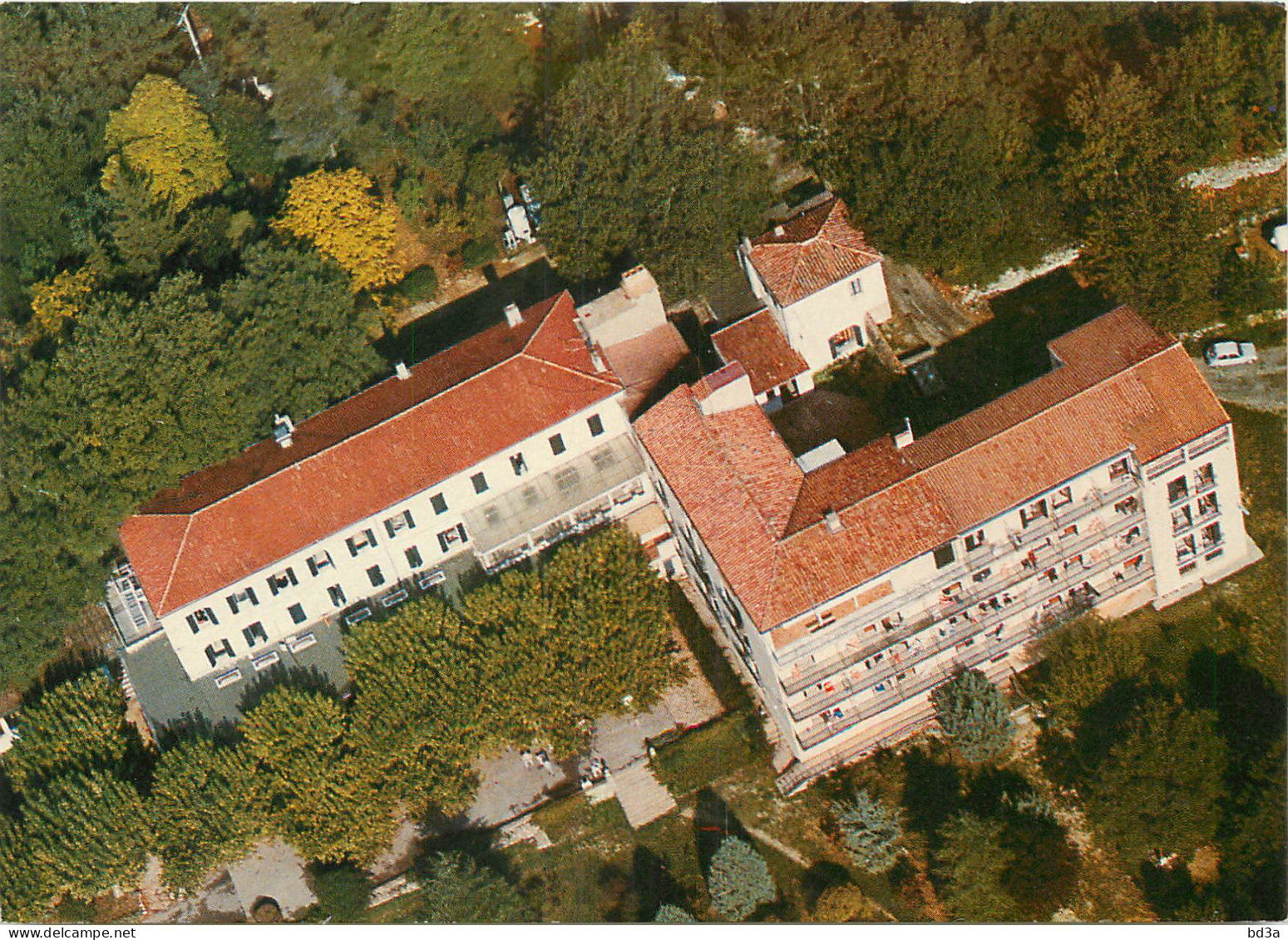 83 - NANS LES PINS