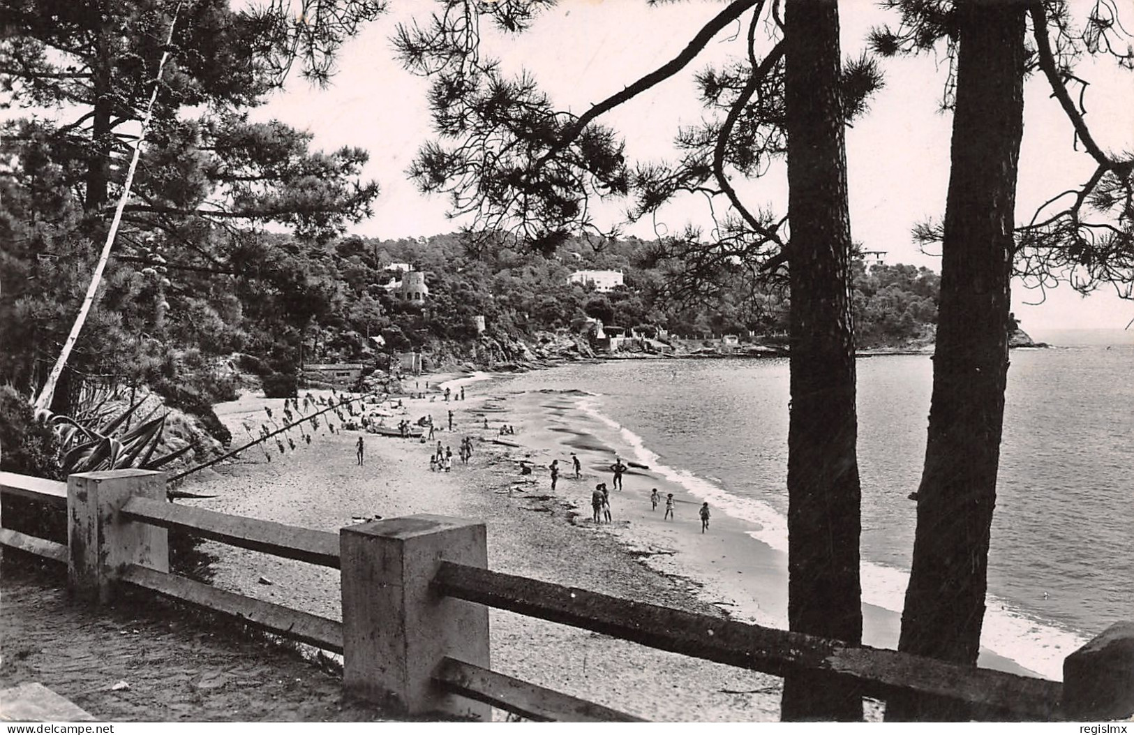 83-PLAGE DU CANADEL-N°TB3582-E/0301