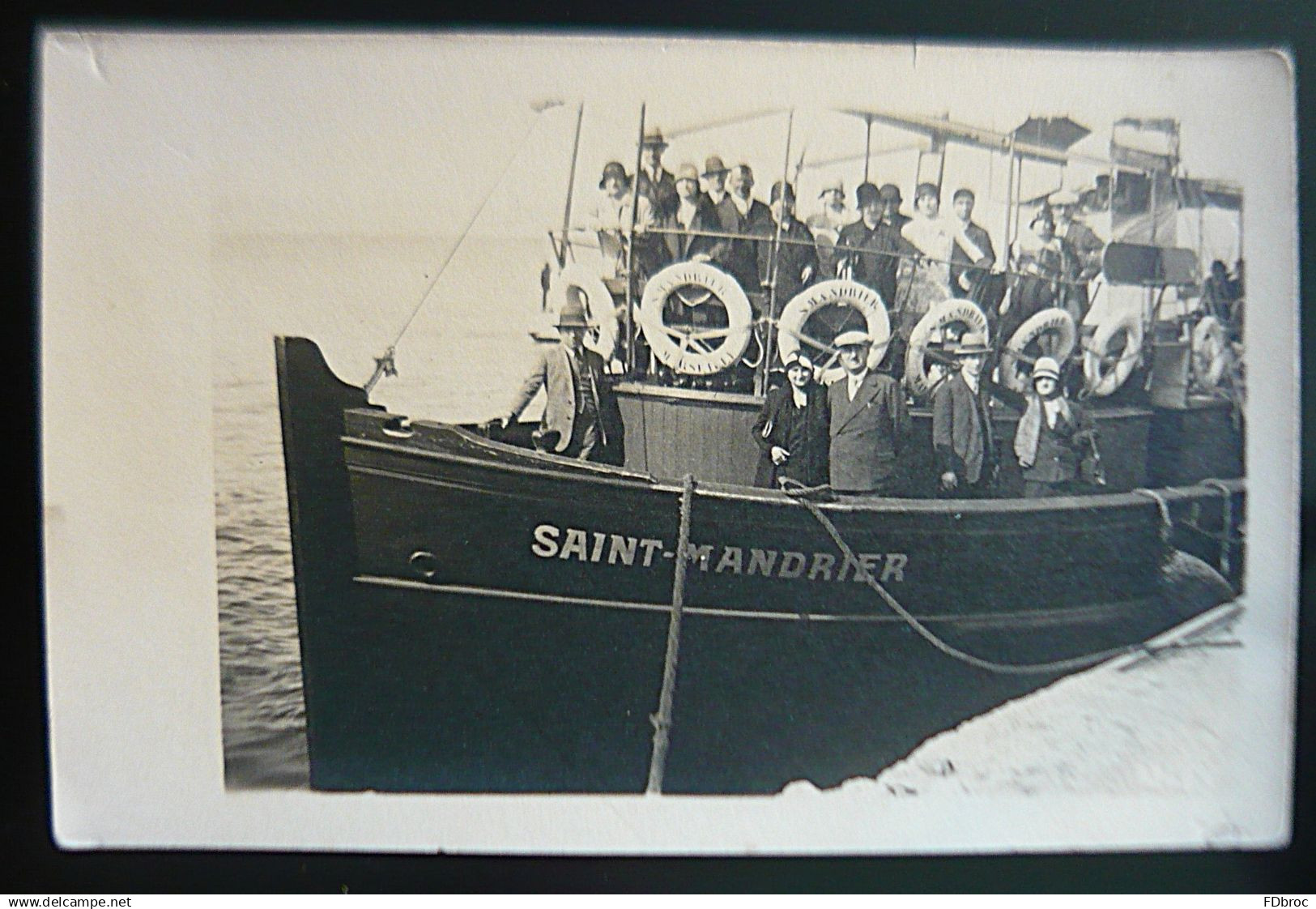 83 SAINT MANDRIER sur MER Bateau carte photo