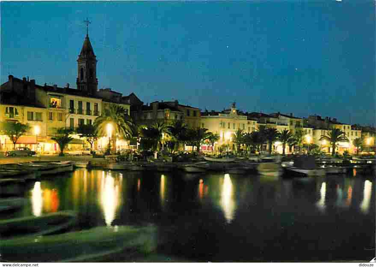 83 - Sanary sur Mer - Les Quais la Nuit - CPM - Voir Scans Recto-Verso