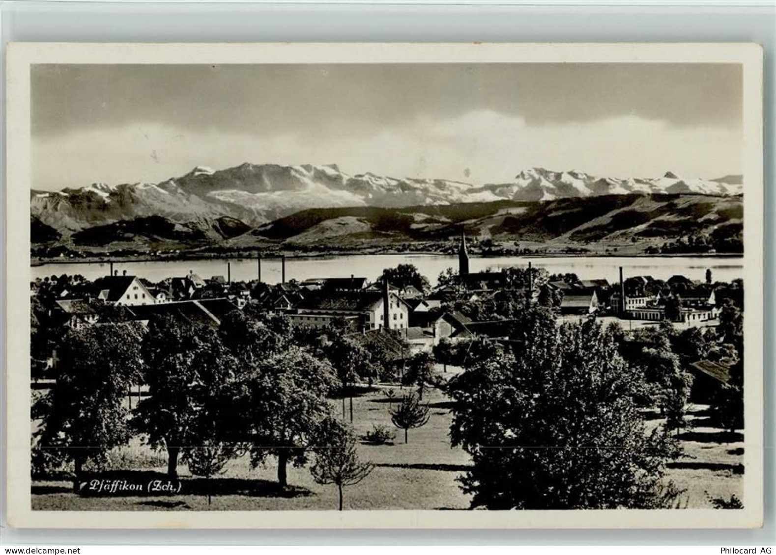 8330 Pfäffikon ZH - Blick nach Pfäffikon mit den Alpen - 13110035