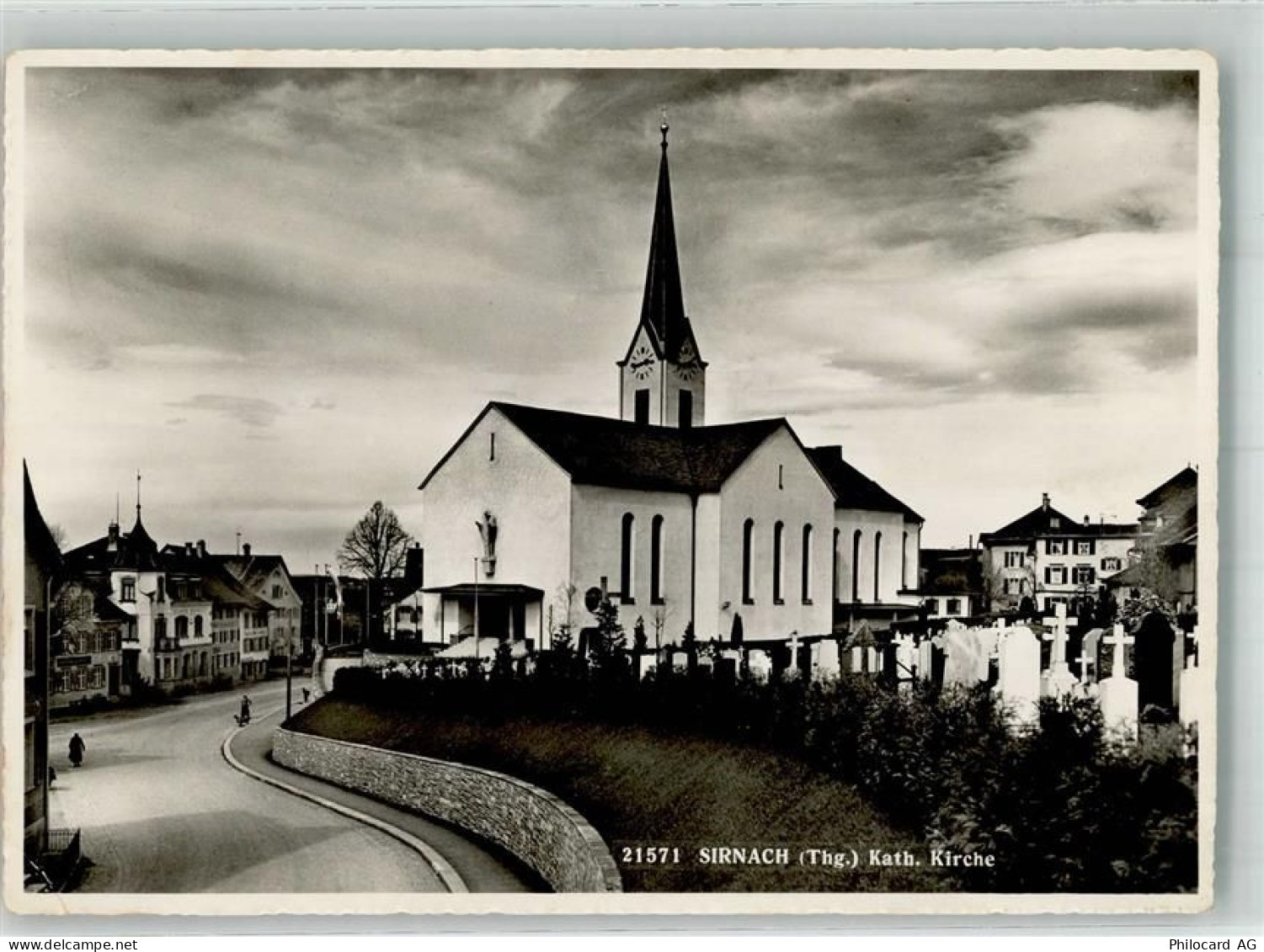 8370 Sirnach Foto AK Kath. Kirche Friedhof - 38069988