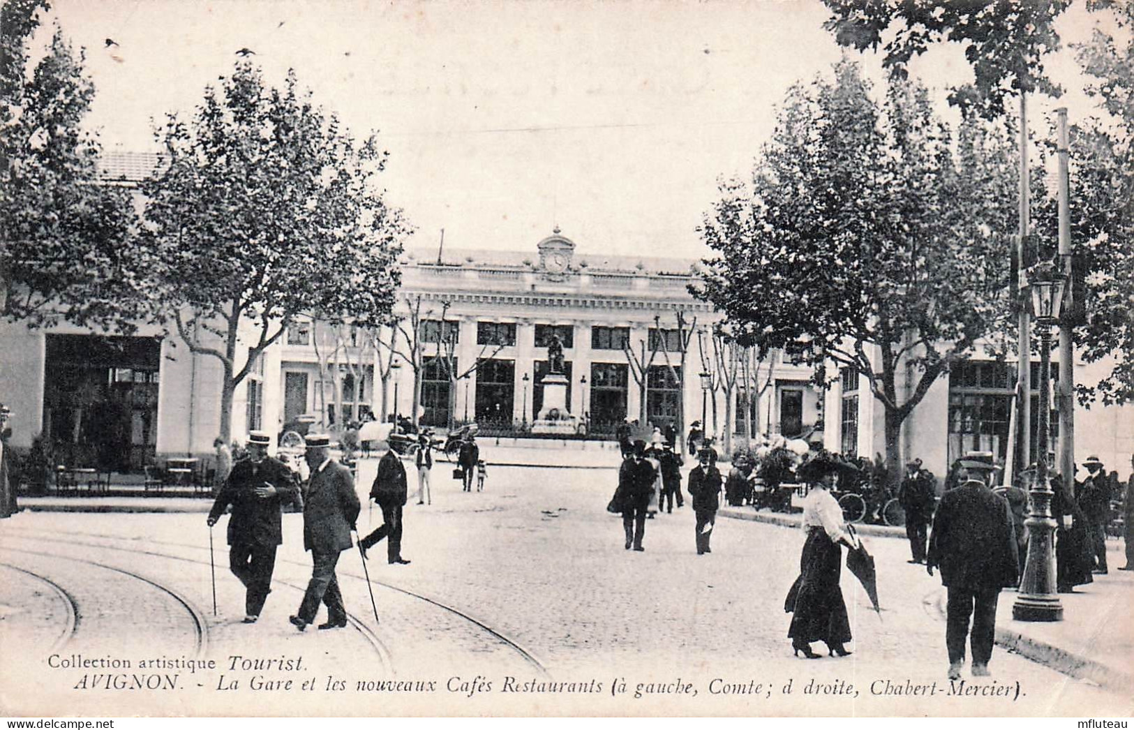 84* AVIGNON gare – nouveaux cafes restaurants    RL61,0324