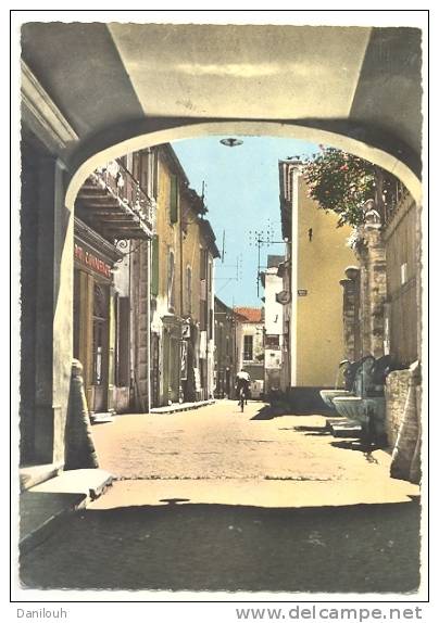 84 /FL/ MONTEUX, Rue, CPSM 150 X105,