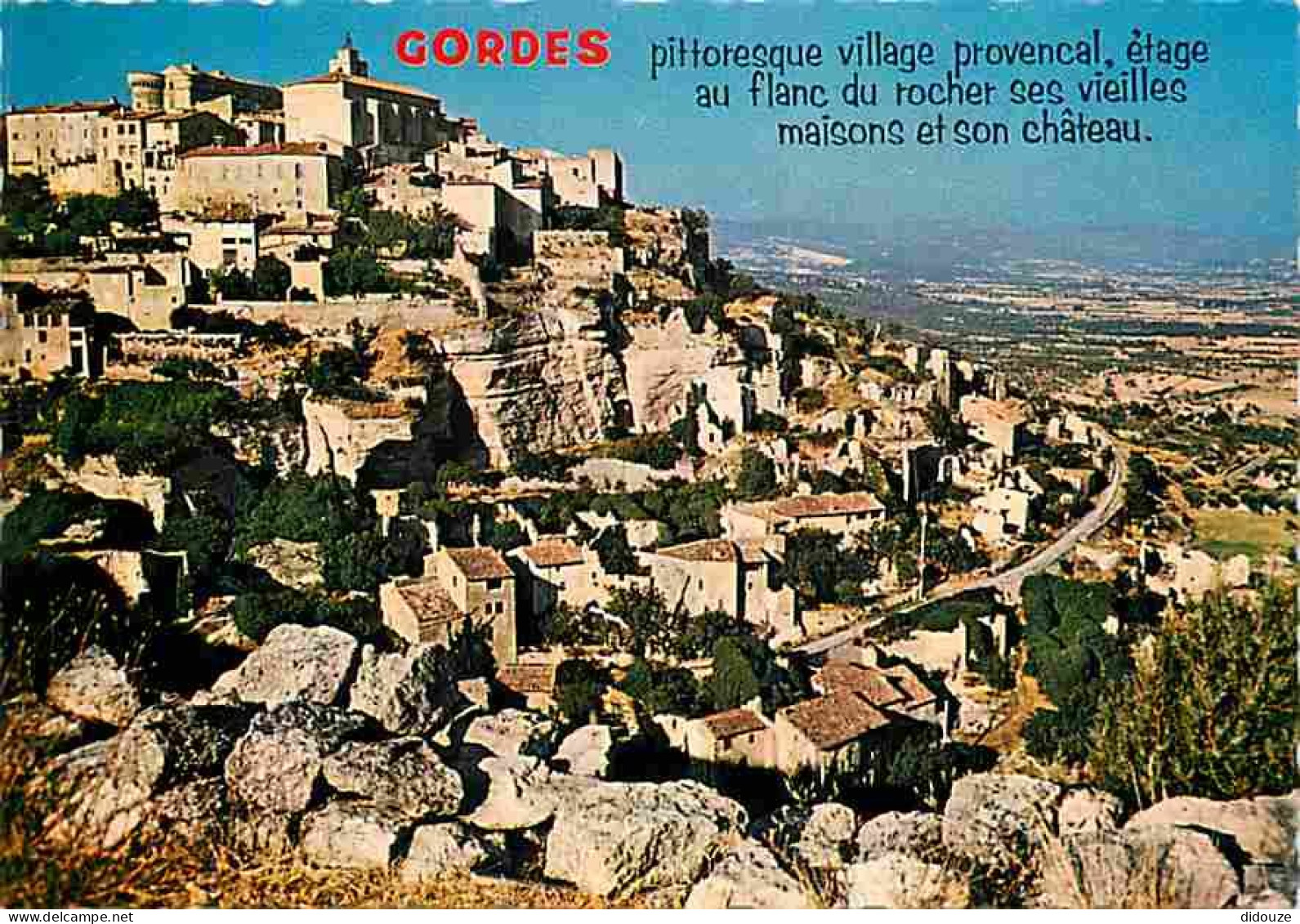 84 - Gordes - Vue Générale sur le village - CPM - Voir Scans Recto-Verso