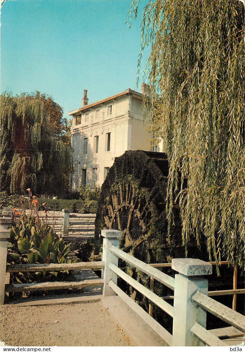 84 L'ISLE SUR SORGUE