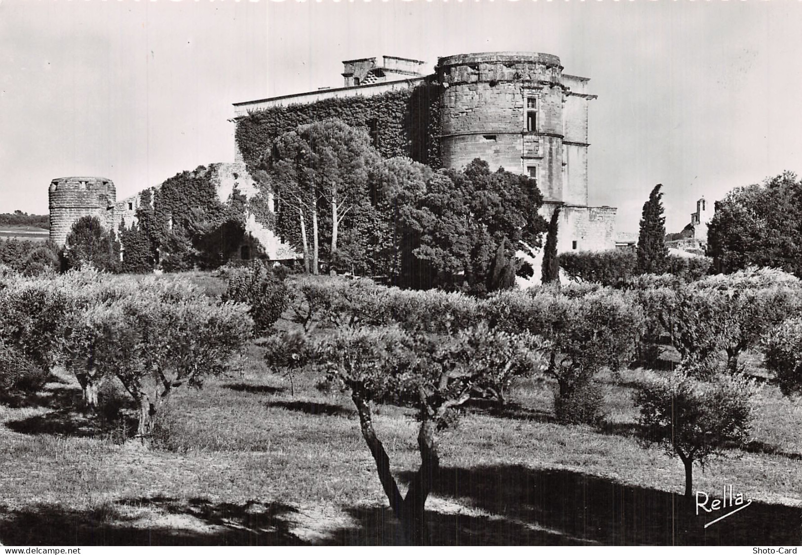 84 LOURMARIN CHATEAU DE LOURMARIN