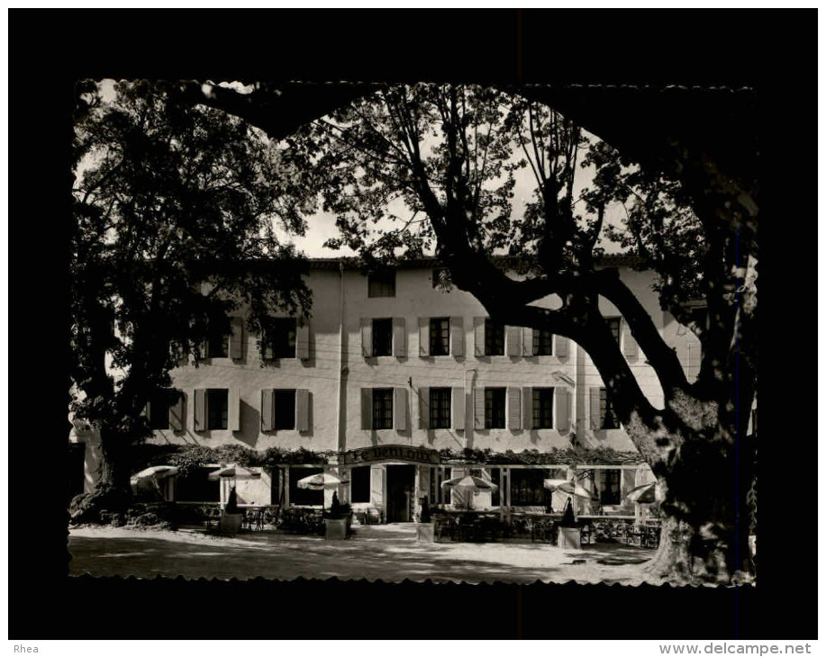 84 - MALAUCENE - hotel