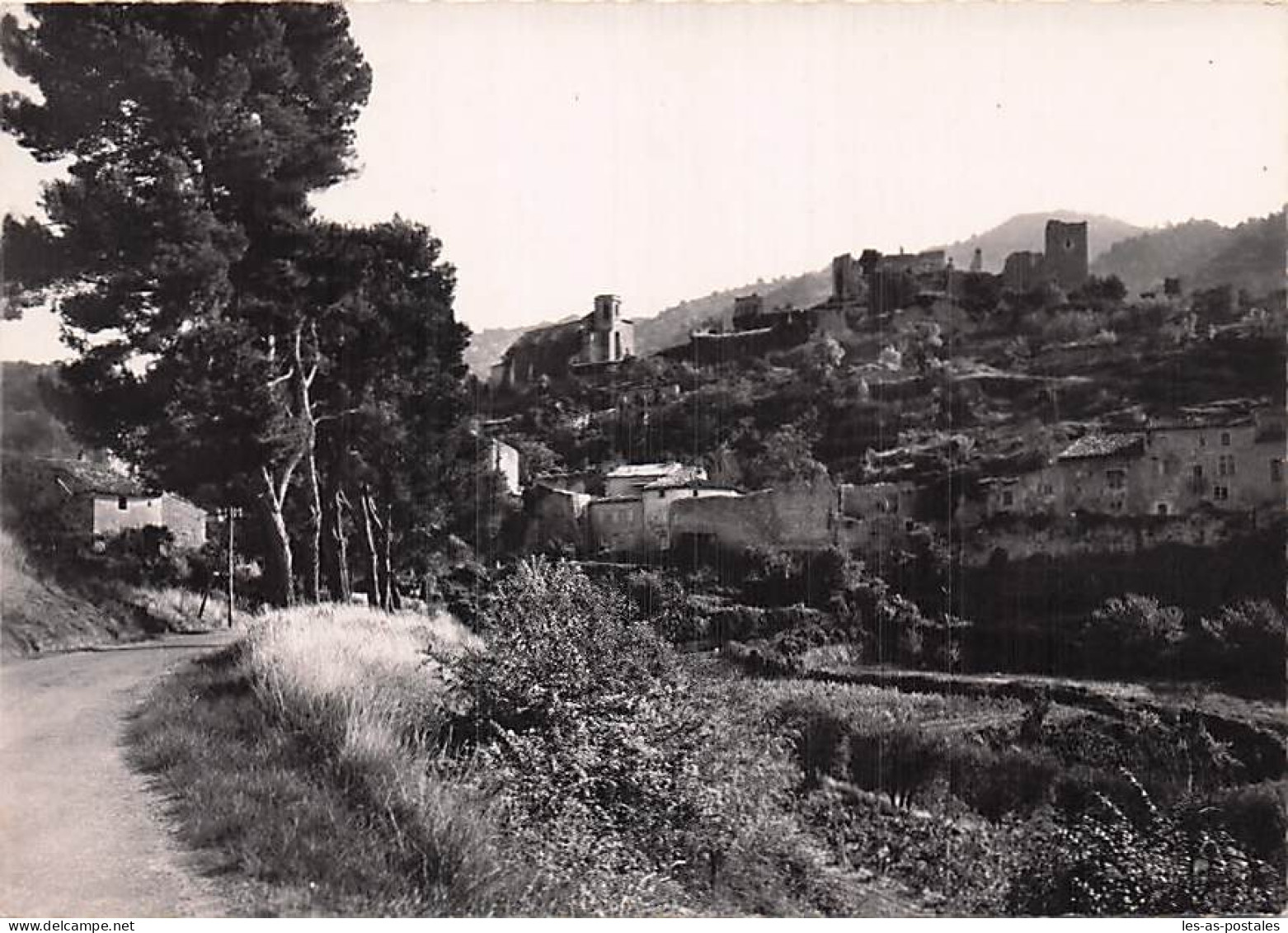 84 OPPEDE LE VIEUX VUE GENERALE