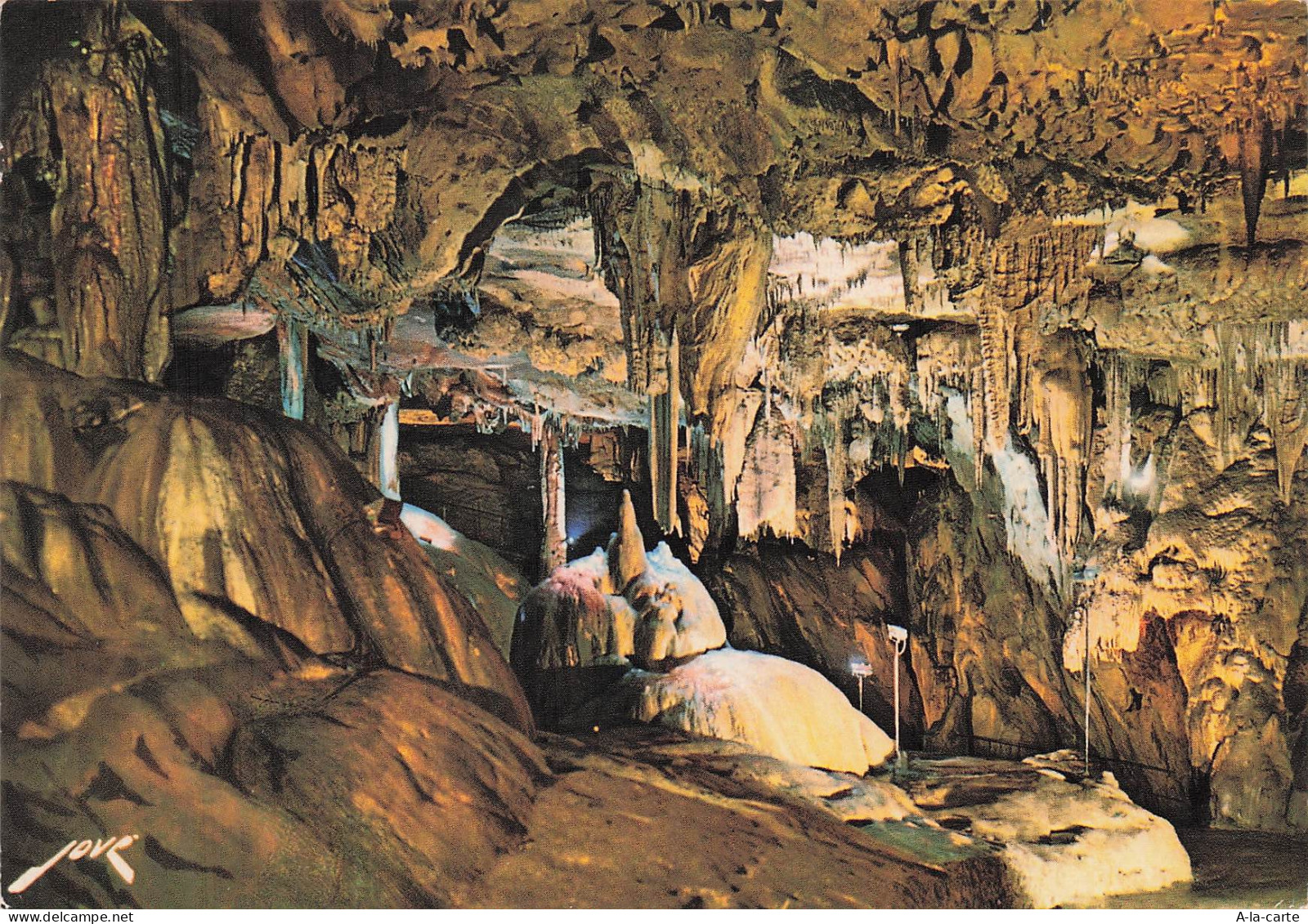 84 PIOLENC GROTTES DE BETHARRAM