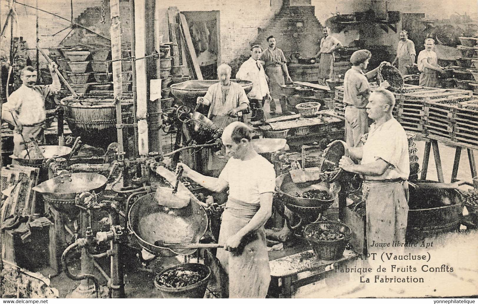 84 - VAUCLUSE - APT - fabrique de fruits confits - la fabrication - industrie - 10035