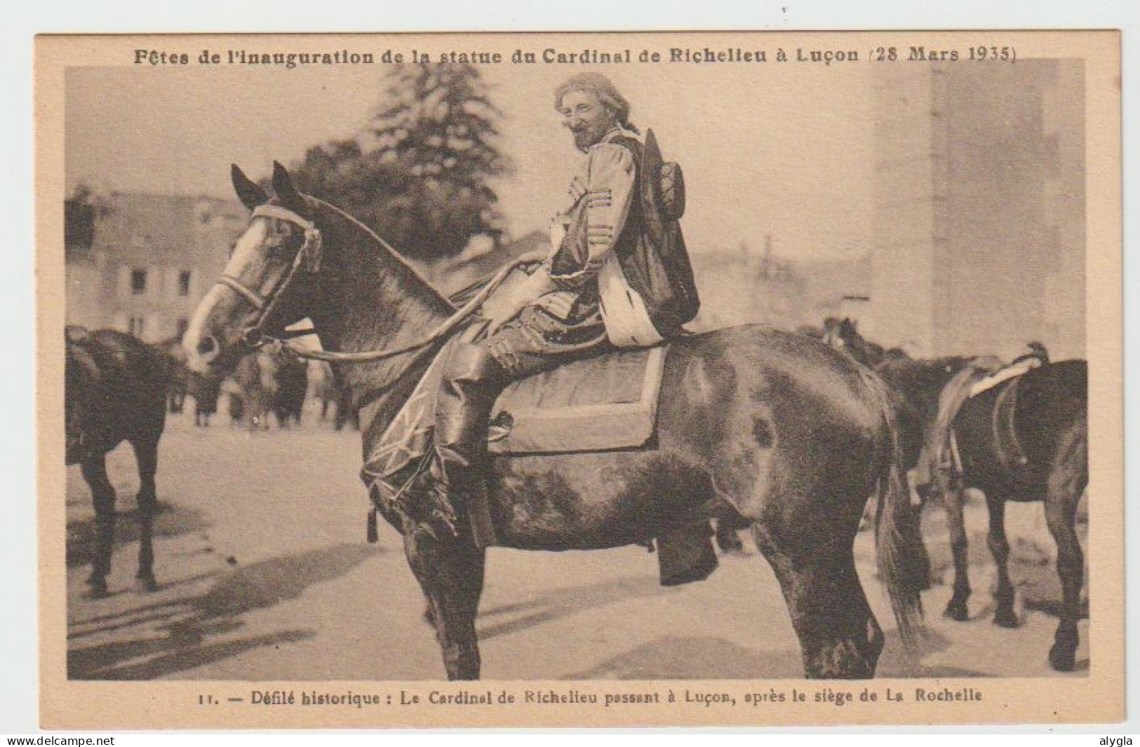 85 Luçon - inauguration de la statue du Cardinal de Richelieu, cavalier