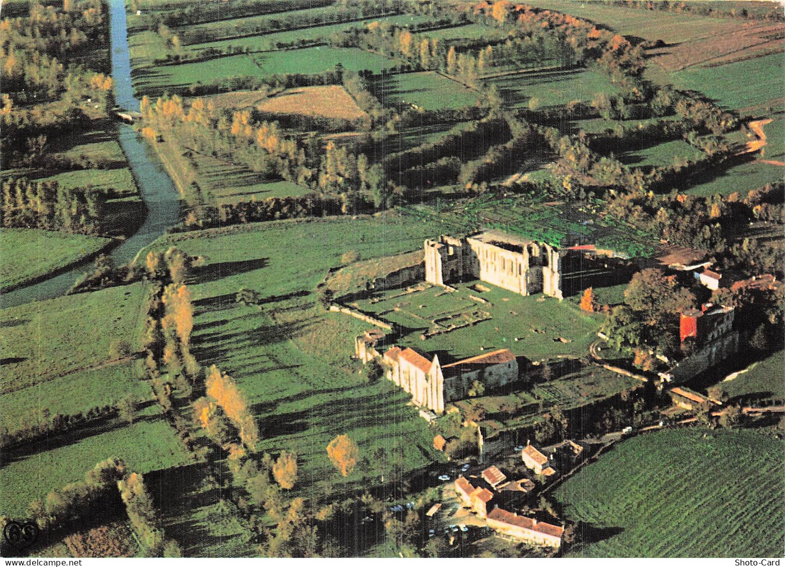 85 MAILLEZAIS ABBAYE DE MAILLEZAIS